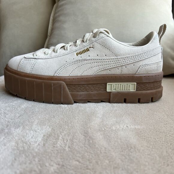 Puma Mayze Alpine Snow Cream Brushed Suede Platform Sneaker Women 8.5 Athleisure - Picture 1 of 15